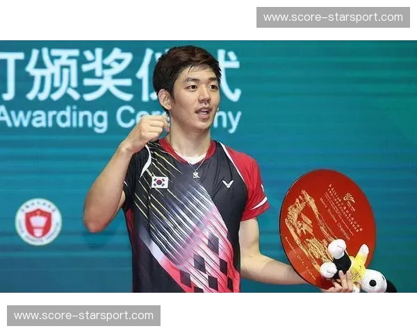 巅峰对决：羽坛传奇蔡赟与李龙大，一场跨越时空的宿命之战